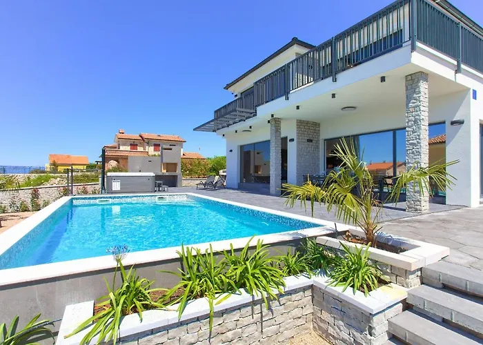 House Lucija Vila *