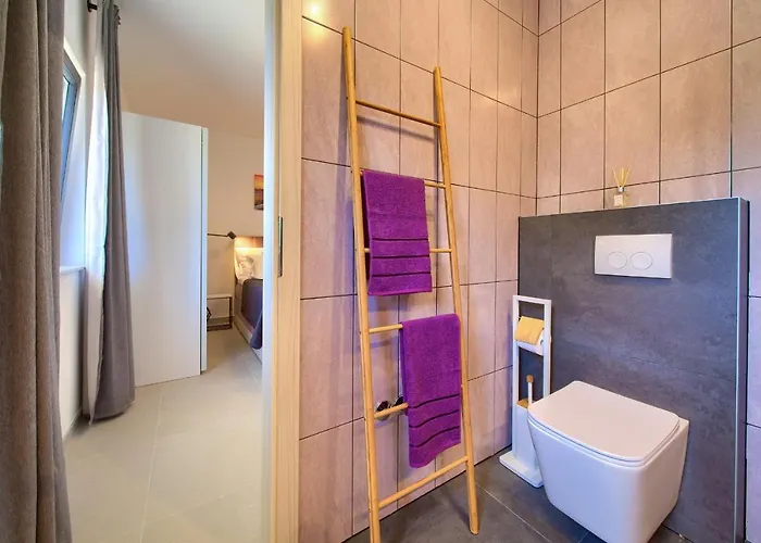Vila House Lucija
