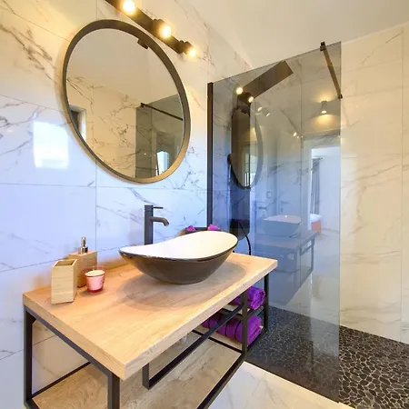 House Lucija Villa *